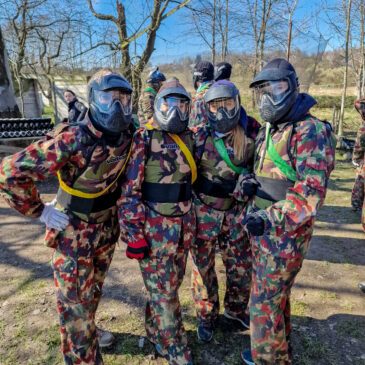 4.04.2026 – Świąteczne kolorowanie się markerami do Paintballa